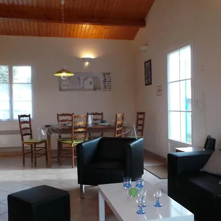 Maison Lumineuse Avec Jardin Clos, A 400m De La Plage, Pour 8 Personnes, Secteur Calme - Fr-1-224b-22 *