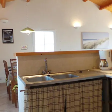 Maison Lumineuse Avec Jardin Clos, A 400m De La Plage, Pour 8 Personnes, Secteur Calme - Fr-1-224b-22 * L'Epine (Vendee)